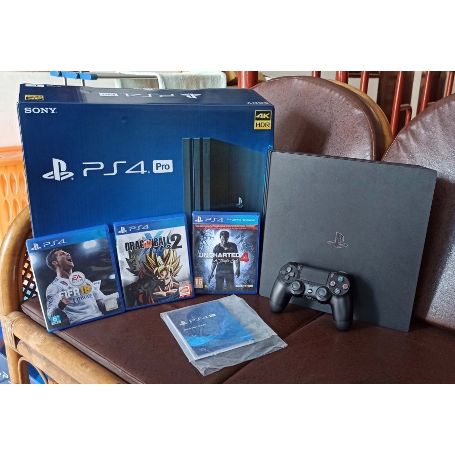 SONY PS4 PRO 1 TB CUH-7106B BONUS 3 BD GAMES