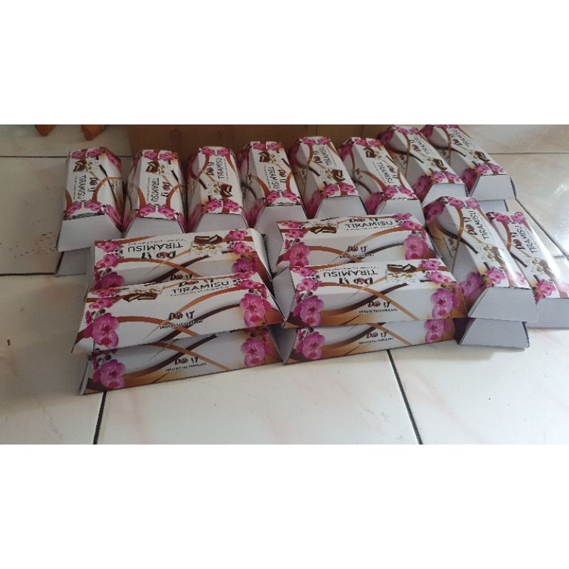 

Coklat tiramisu per1box