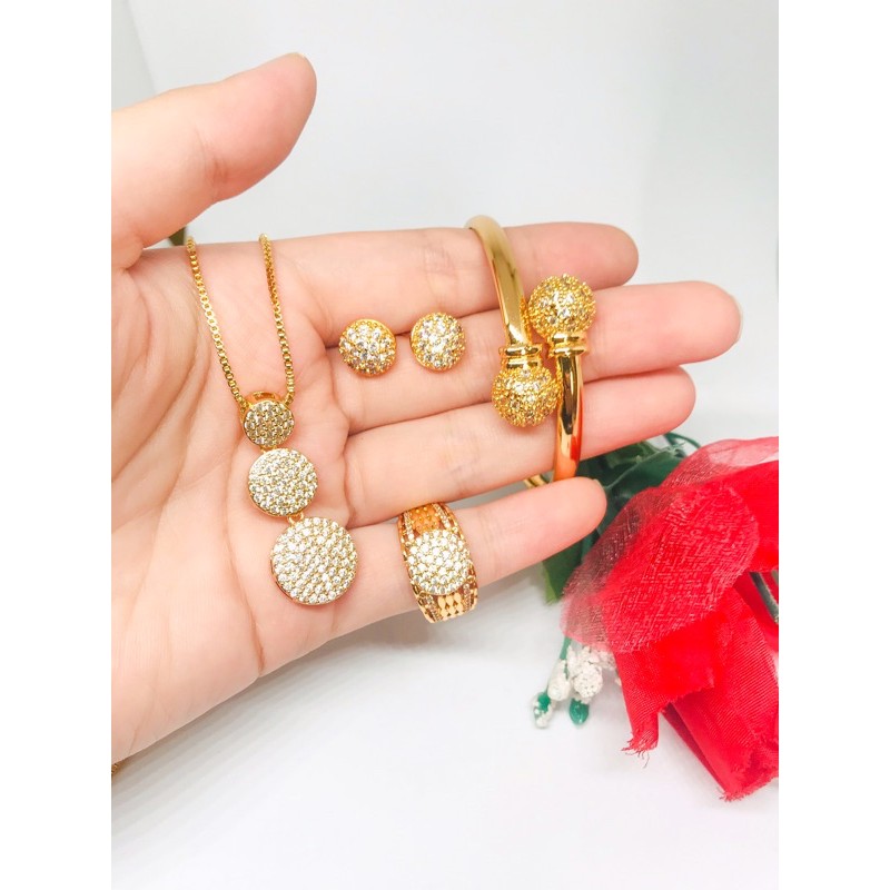 Kalung liontin set Bola permata Emas