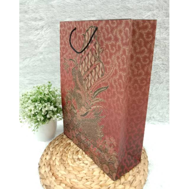 

PAPER BAG FOLIO BATIK