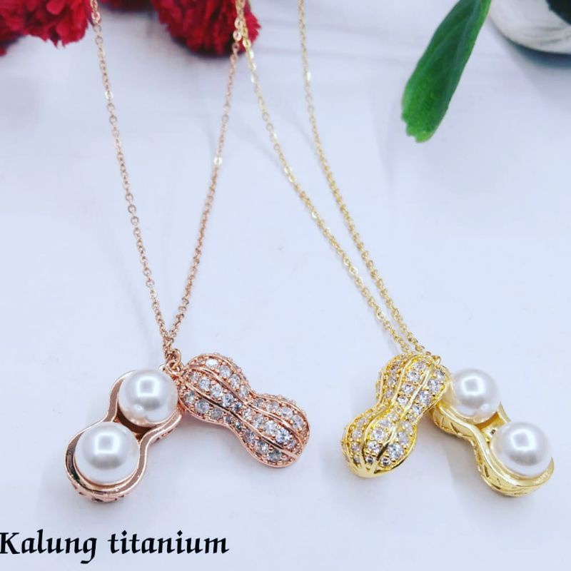 TITANIUM Kalung Kacang Kalung Liontin Kacang Kalung wanita Kalung isi mutiara