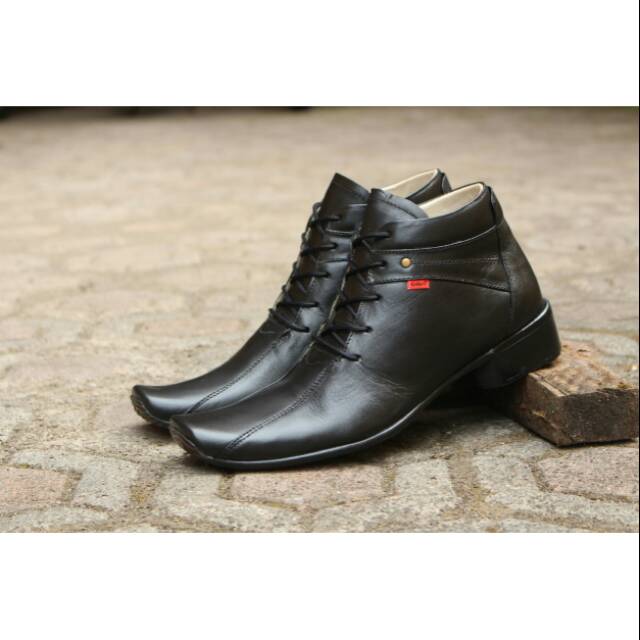 SEPATU KICKERS FORMAL