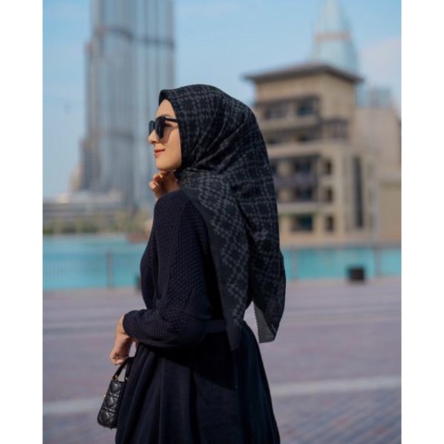 HAZEL Monogram Heaven lights