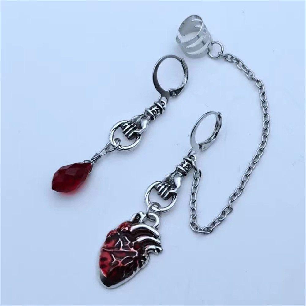 Wonder The Beating Heart Klip Telinga Rantai Gothic Boho Bohemian Witchy