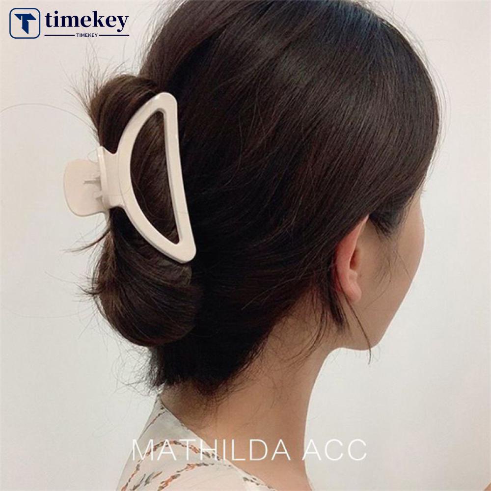 Timekey Jepit Rambut Bentuk Kipas Hollow Bahan Akrilik Gaya Retro Untuk Wanita B8O8