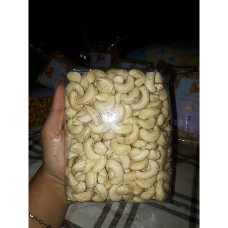 

[1000g]BIASAKacang Mete/Mede MENTAH