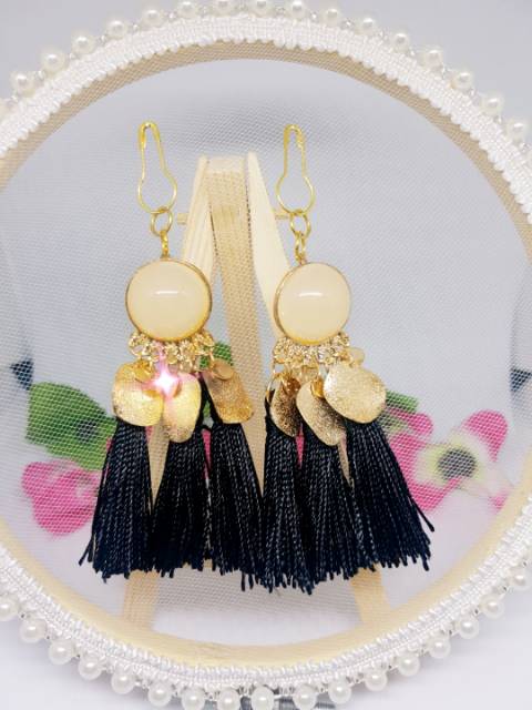 A02 Anting hijab juntai rumbai gold