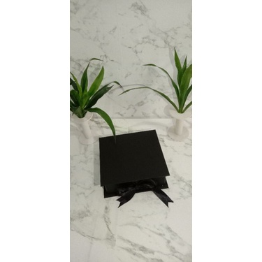 

kotak kado/bok hampers/giftbox
