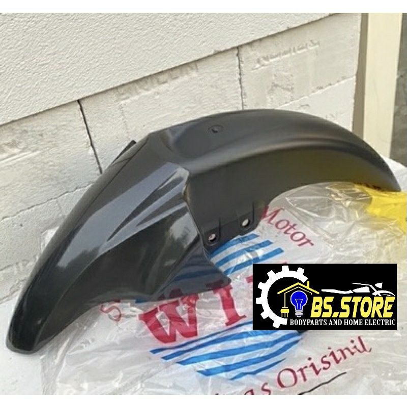 SPAKBOR DEPAN HONDA CS 1 HITAM WIN/ FRONT FENDER CS 1 WIN