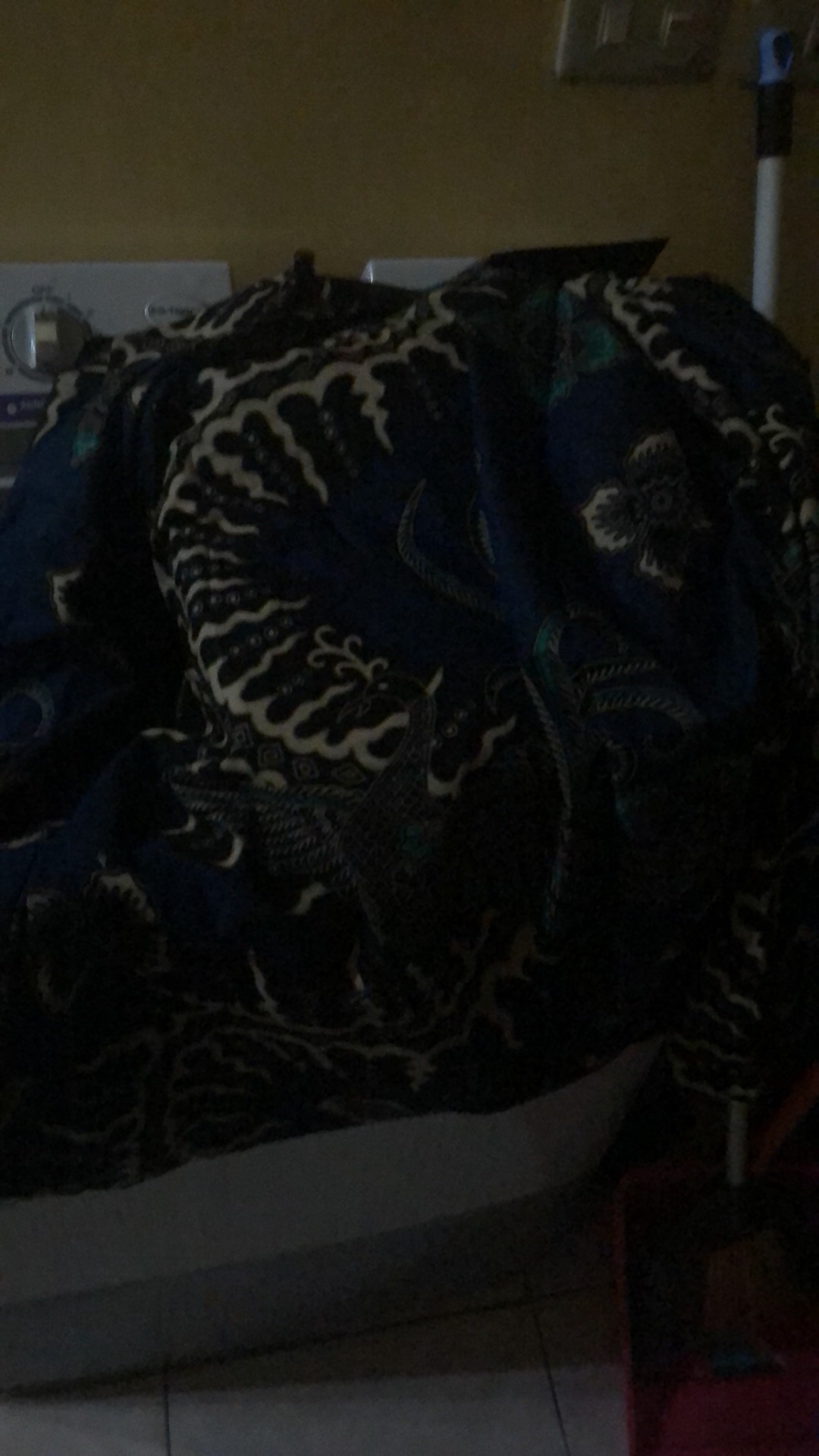 Kemeja Batik Prabu Bahan Katun Baturaden Reguler Fit B376