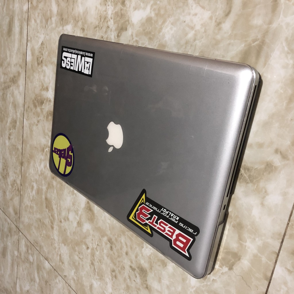 Macbook 15inch 2008