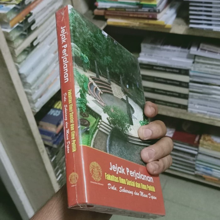 

MUST HAVE!! JEJAK PERJALANAN FAKULTAS ILMU SOSIAL DAN ILMU POLITIK TERBARU