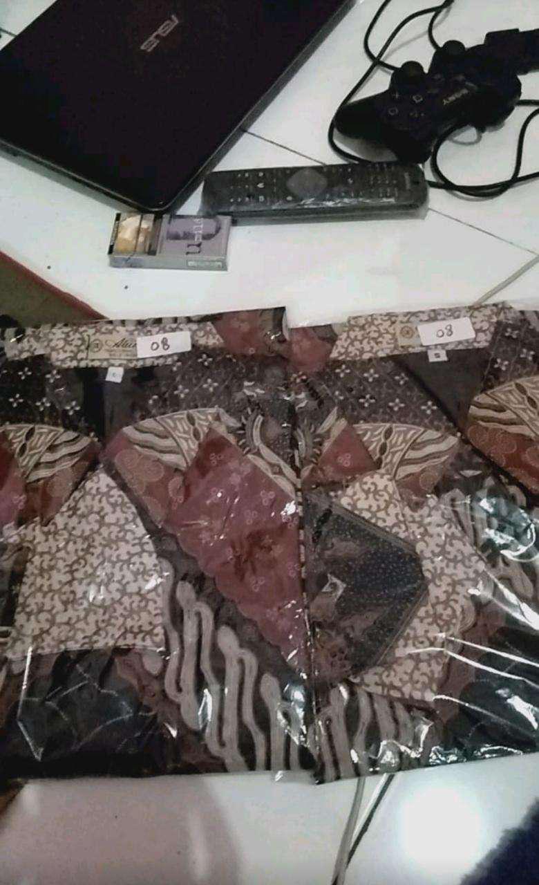 Batik Cowok Lengan Panjang Slimfit Terkini Batik Pria Lengan Panjang Produksi Batik Aluna Gba 008