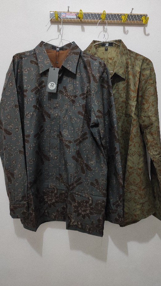 Kemeja Batik Pria Lengan Pendek Premium Motif Capung Warna Abu Grey 727319 Cap 72