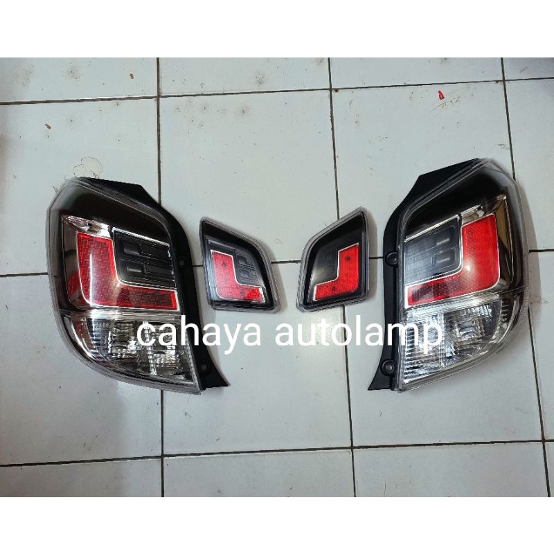 Stop Lamp Assy Agya New 2021 Facelift set + Reflector bagasi kanan kiri / Lampu belakang Agya Ayla Wigo Axia / Reflector bagasi