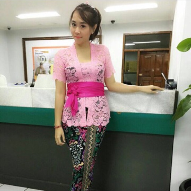 Set kebaya jadi kutubaru sofia