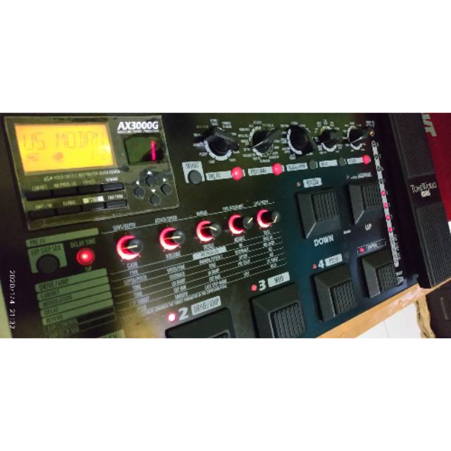 Efek gitar digital korg Multi Efek Korg Toneworks AX3000G line6 boss digitech