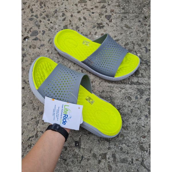 Sandal Crocs Literide Slide Man / Sandal Selop Pria Crocs