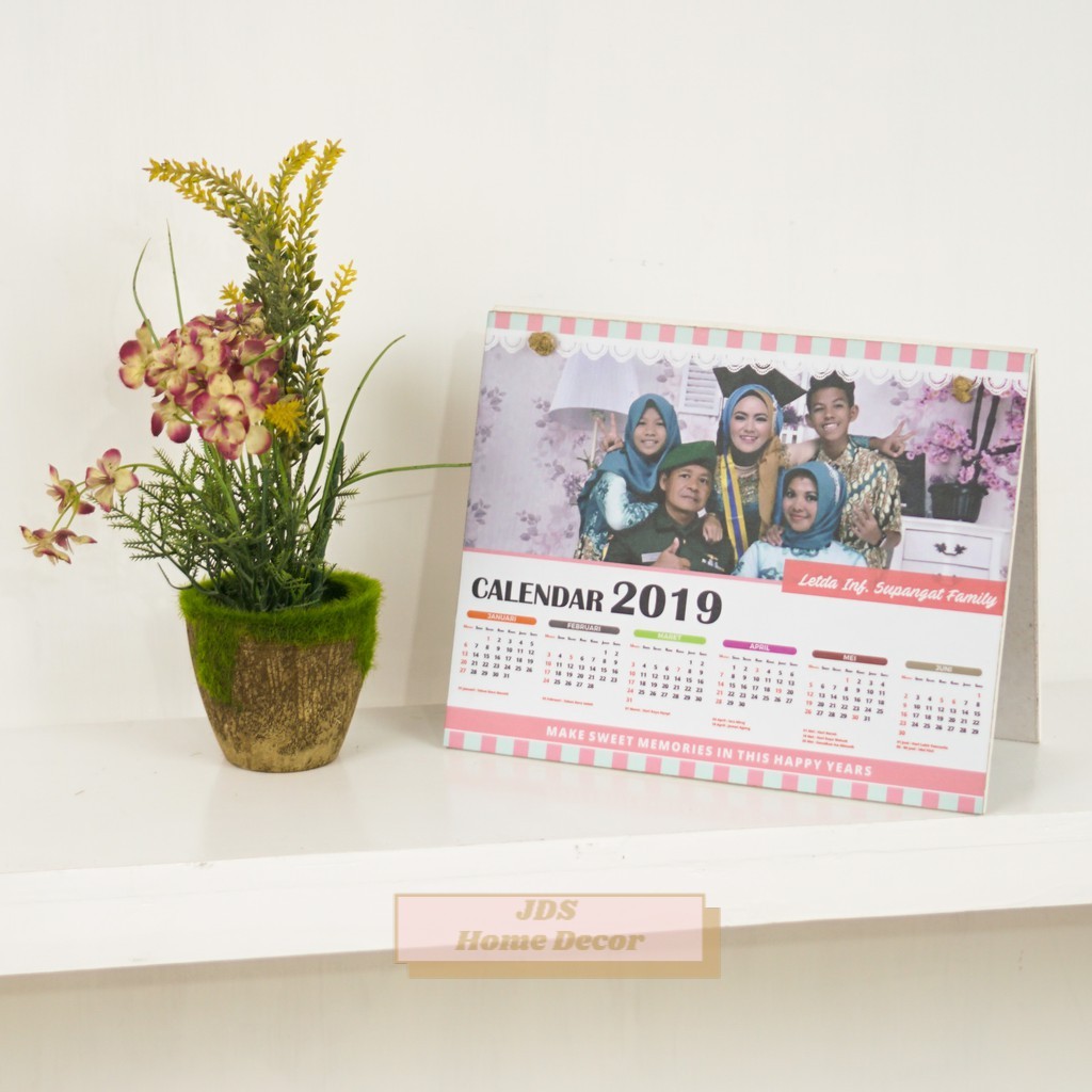 

Kalender Meja Tahun 2019 Request foto keluarga kantor shabbychic