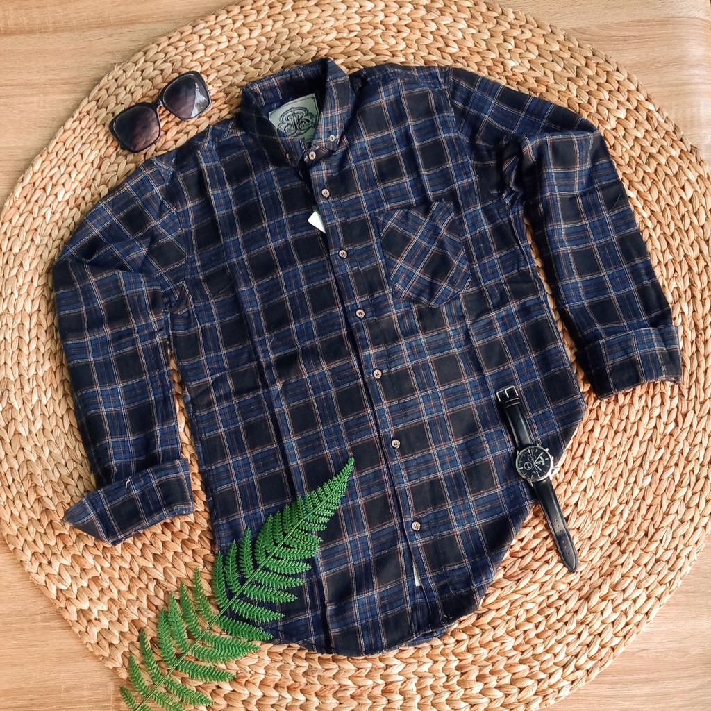 Kemeja Flannel Spartan Lengan Panjang