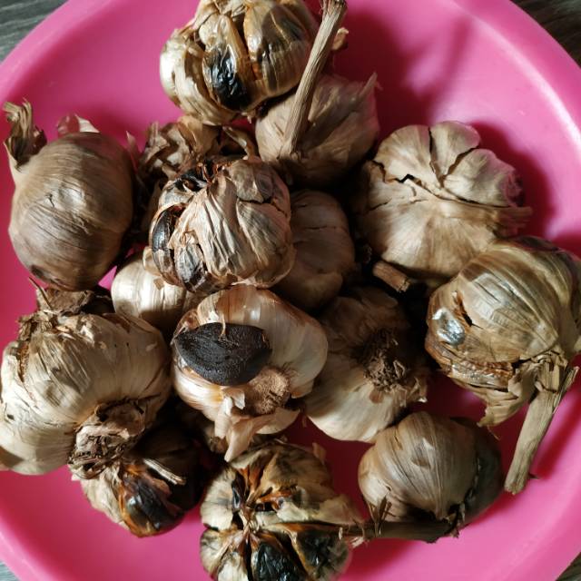 

Bawang hitam