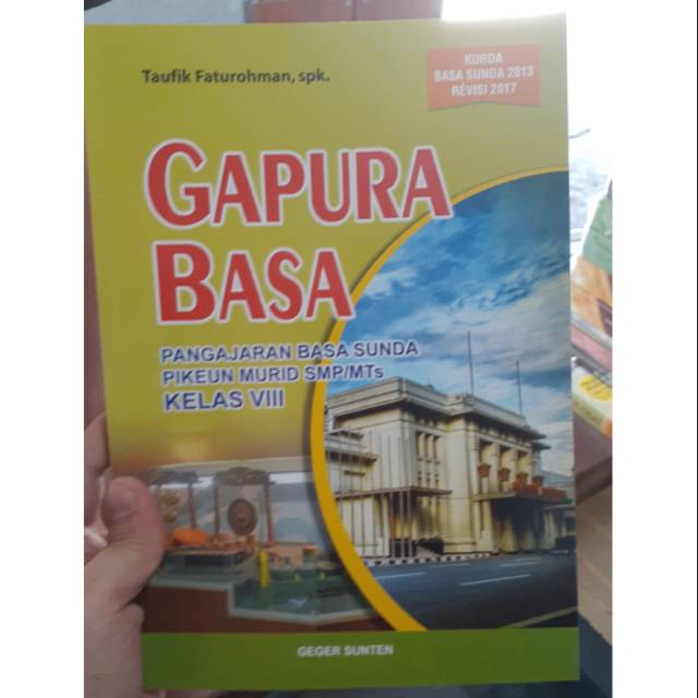 GAPURA BASA KELAS 8