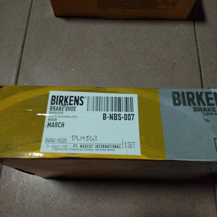 kampas rem belakang nissan march / kampas rem belakang mobil march