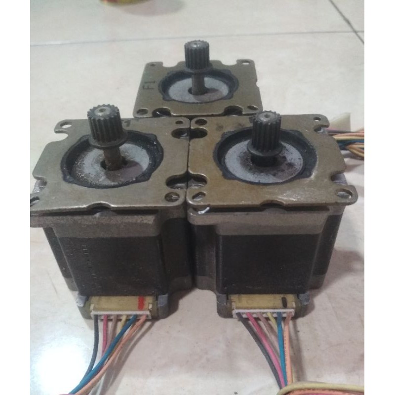 Motor Steper Nema 23 HYBRID Unipolar Bipolar KH56KM2U066 barang mulus