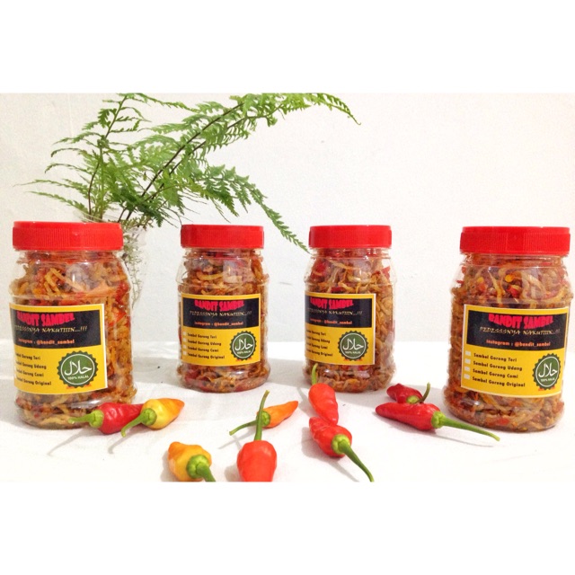 

Sambel Teri Kacang 250ml (Sambel Kemasan)