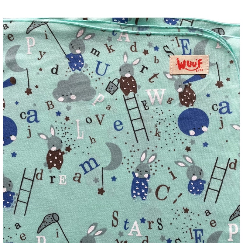 BEDONG BAYI / SWADDLE GREEN BUNNY STAR (WUUF KIDS)