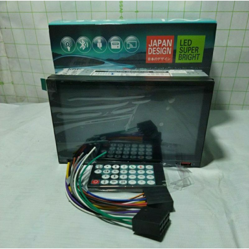 Headunit Doubledin 7 Inch Mirrorlink Deckless AVI1800