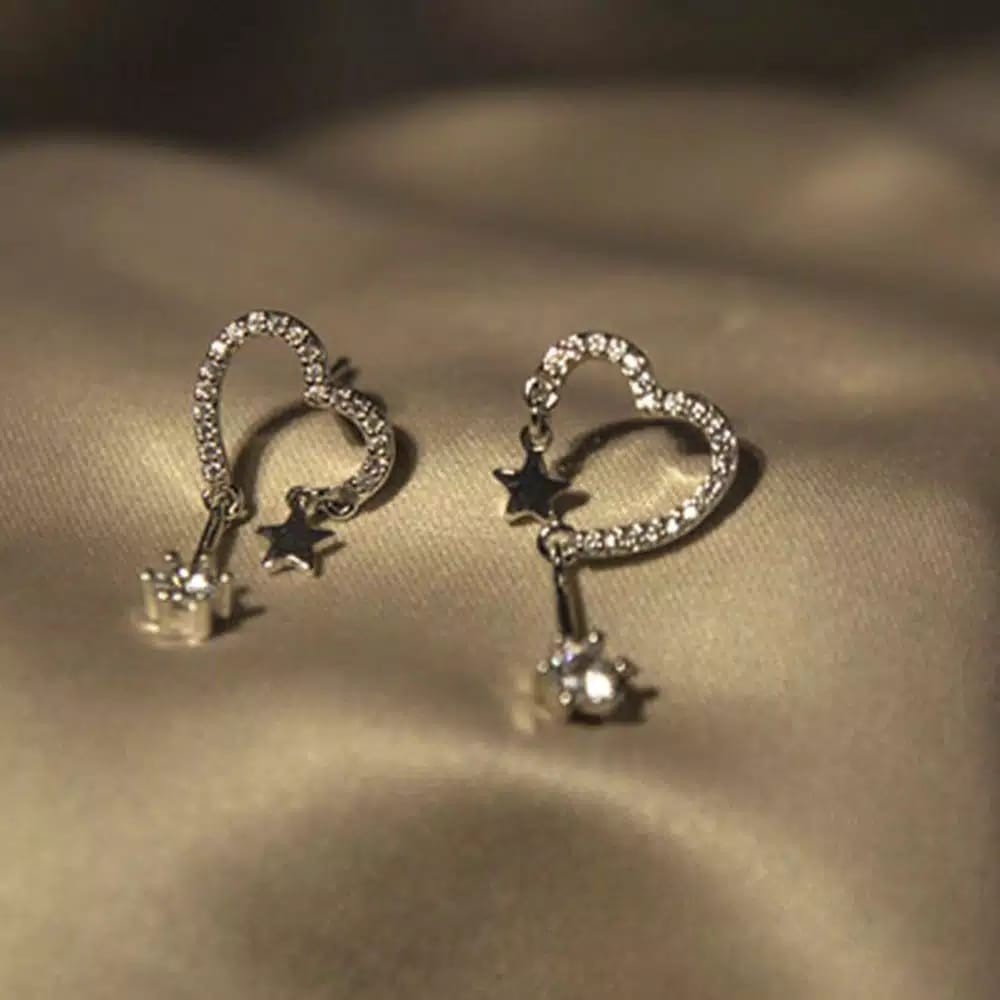 Anting Korea Cinta Bertabur Berlian Kecil