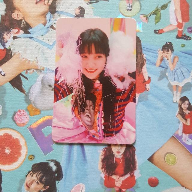 Yeri photocard (Red Velvet Rookie) (Yeri PC)
