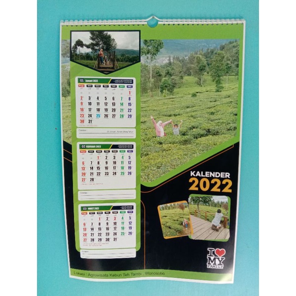 

Kalender dinding custom 3 bulanan