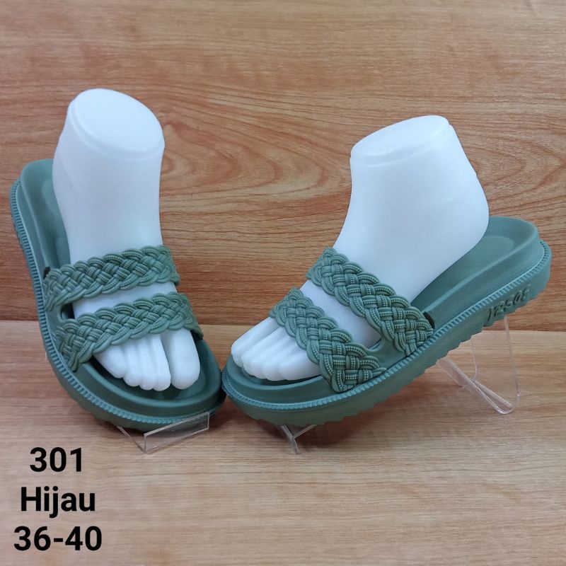 sandal selop tali dua kepang wanita karet jelly Irsoe 301
