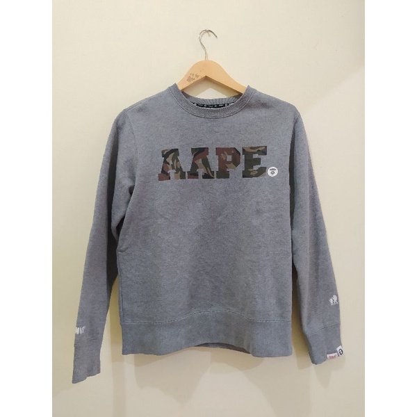 sweater crewneck sweatshirt second branded original AAPE BAPE.