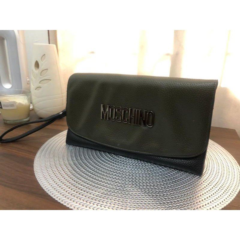 Preloved Tas Moschino