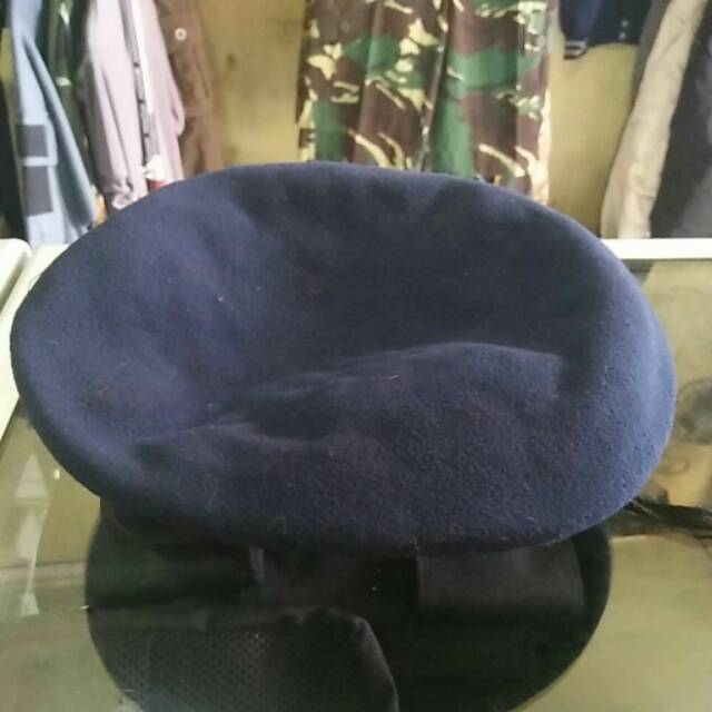 Baret brimob prima