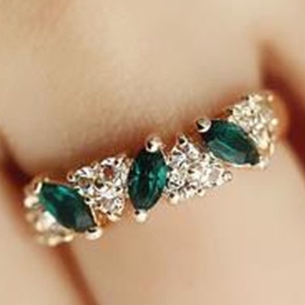 Cincin fashion wanita bentuk retro emerald model korea terbaru cantik imut lucu cocok untuk hadiah