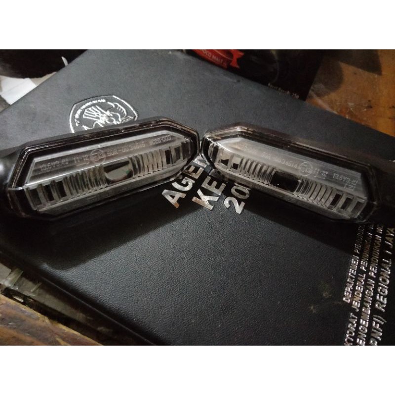 lampu sen Vario 125/150 new