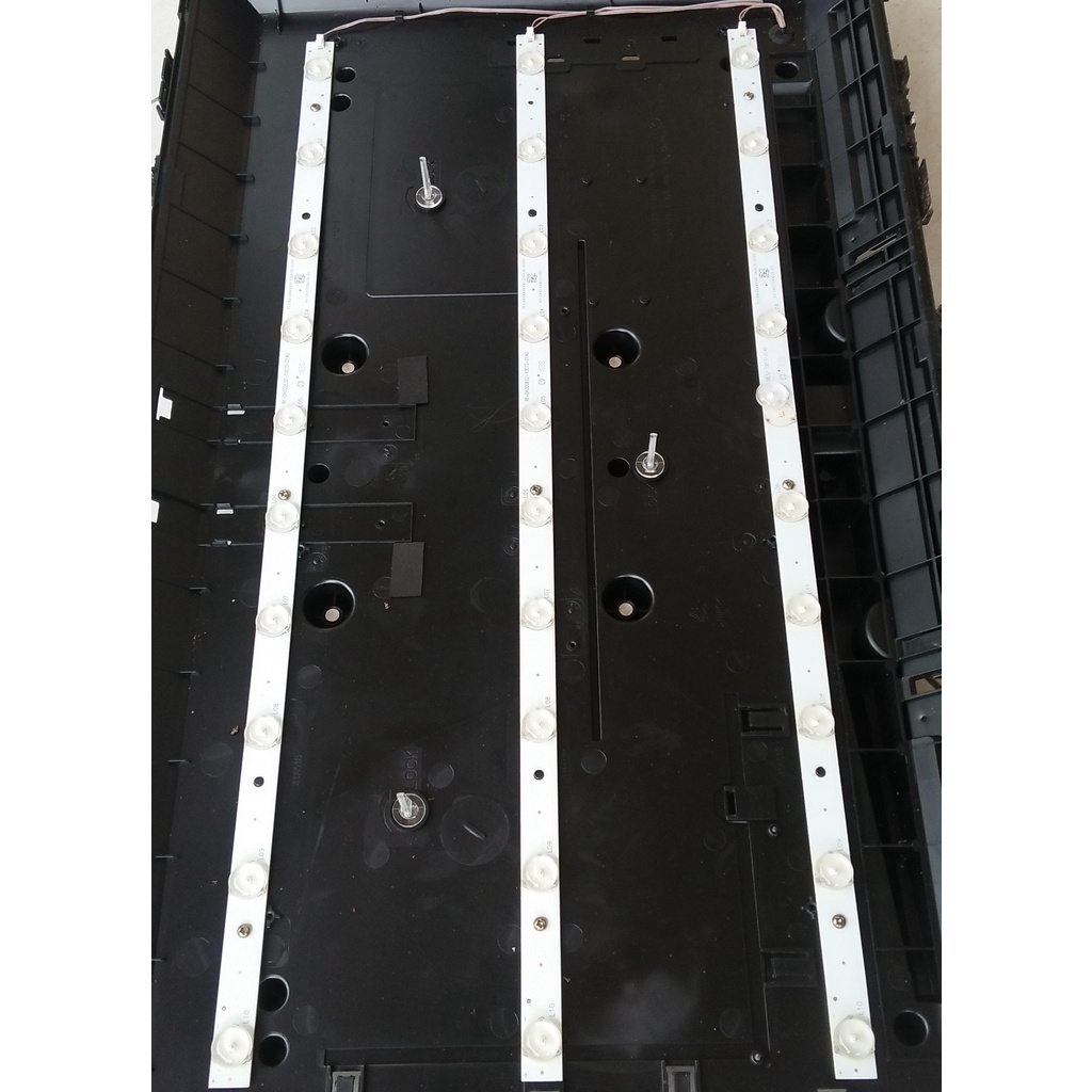 Backlight - Lampu BL - Lampu Backlight TV LED POLYTRON PLD 32T100 /TV