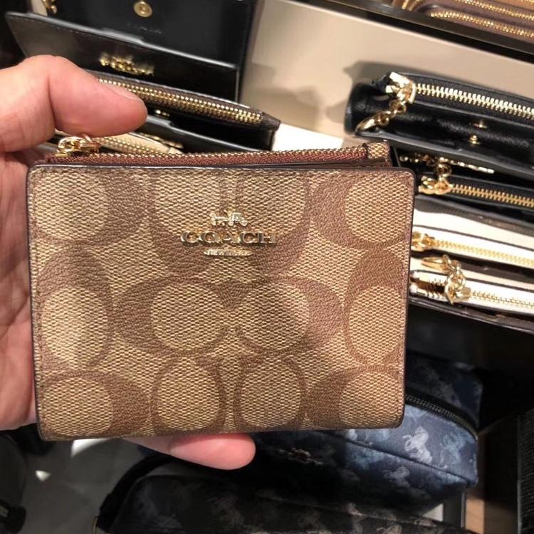 Jangan Ketinggalan order..  Coach Dompet Lipat Wanita coach women's two-fold short wallet coach wall