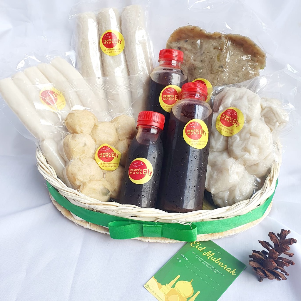

Parsel Hampers Lebaran Eid Mubarak Hadiah Kado Ramadhan Pempek HALAL