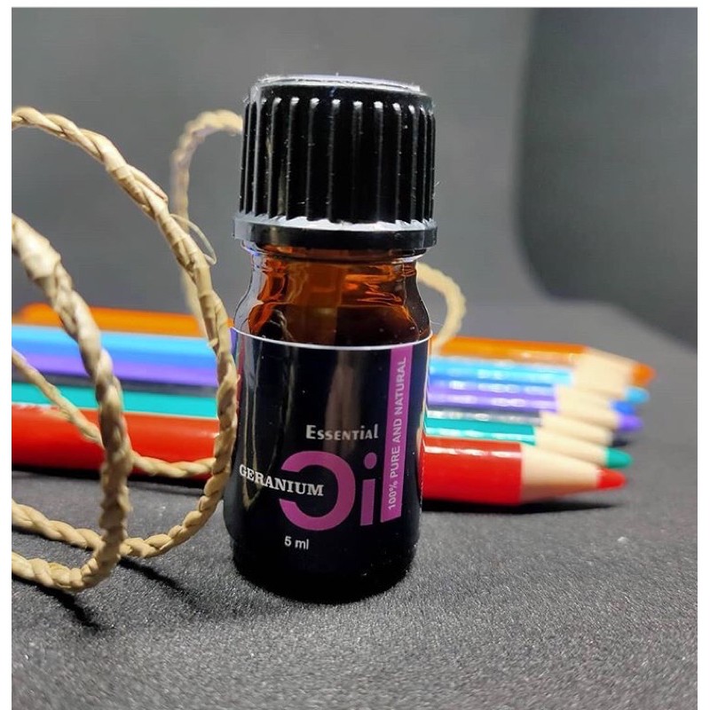 GERANIUM ESSENSIAL OIL