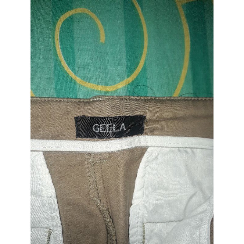preloved celana geela