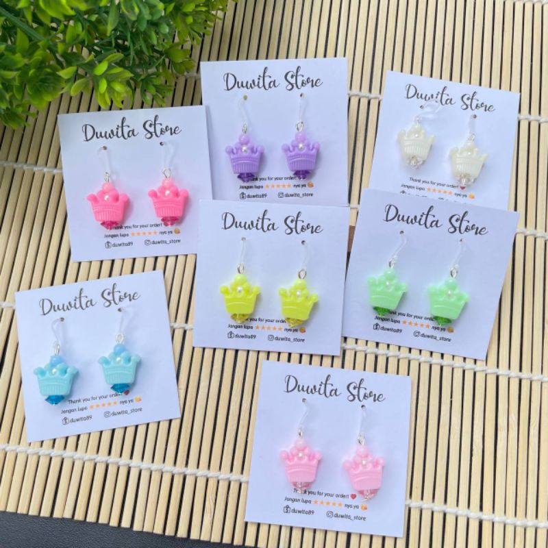 HANDMADE ANTING ANAK/DEWASA ANTING KAIT PLASTIK MOTIF MAHKOTA