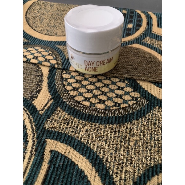 SALE HABIS LABEAUTYSKIN DAYCREAM ACNE