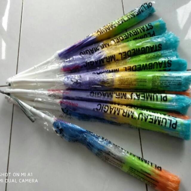 Kemoceng Plastik Warna Warni