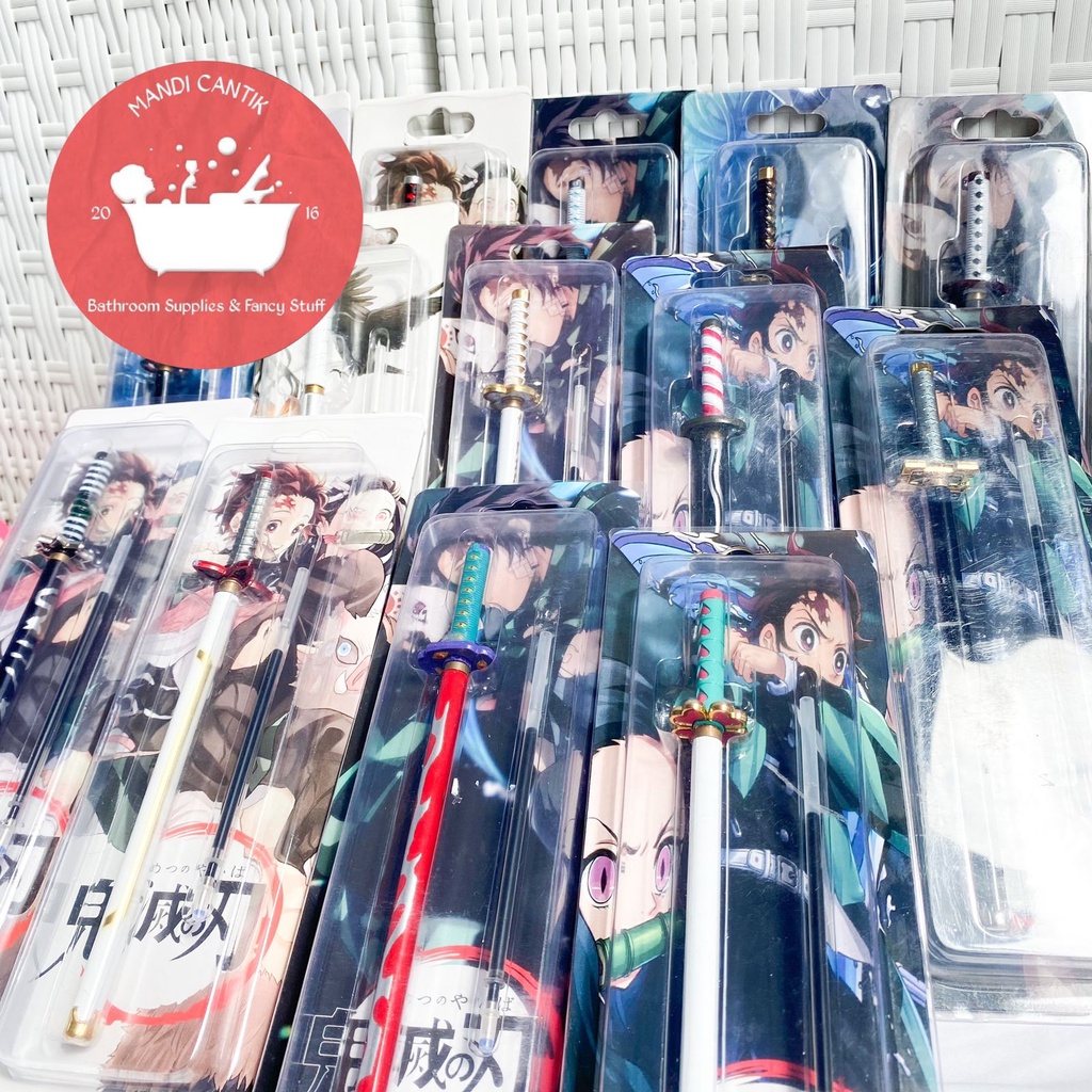 

PULPEN PEDANG DEMON SLAYER MEWAH FREE BOX FREE REFILL FULL BESI anti karat pajangan mainan lucu imut kimetsu no yaiba
