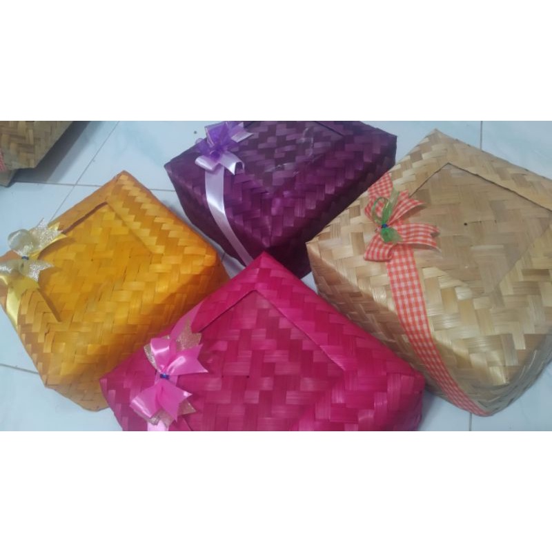 

BESEK MIKA WARNA (UKURAN 20CM) HARGA U 1PASANG BESEK WARNA MIKA